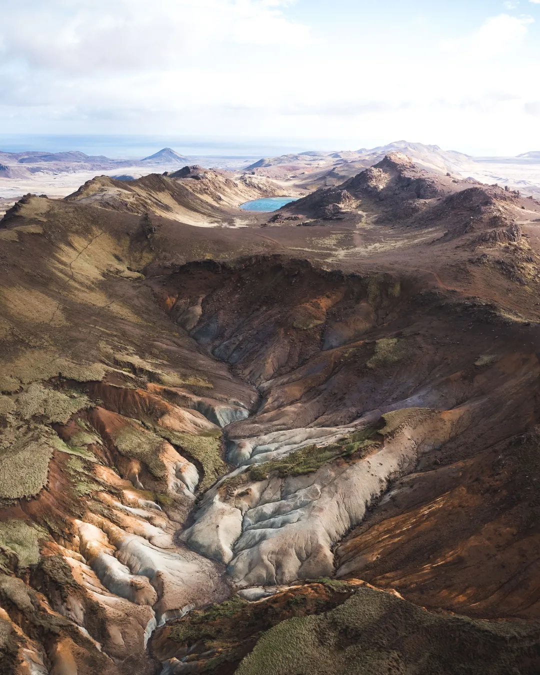 92fe704e-30ca-424f-bd7e-cbba7b1bb301 travel-landscape-10
